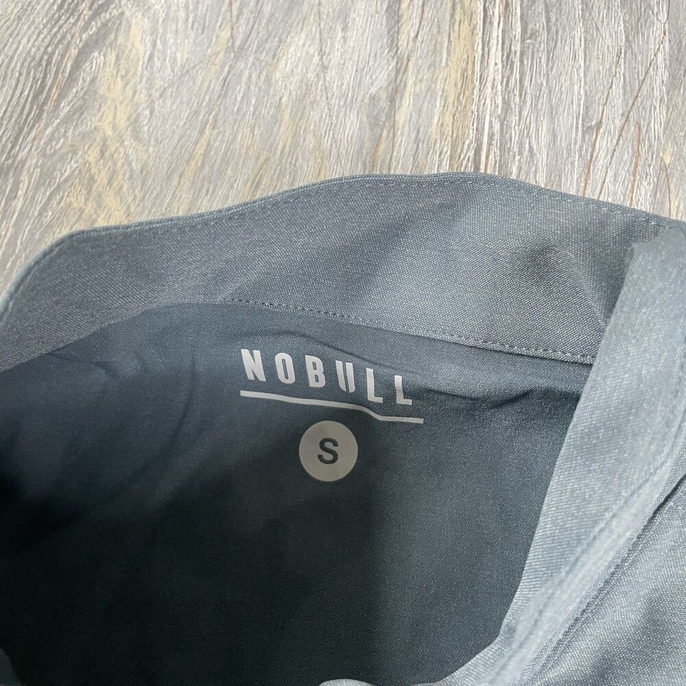 NOBULL Small Jacket - Picture 2 of 3